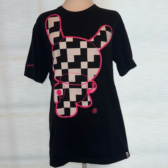 Kidrobot Men’s Tshirt - Picture 1 of 4